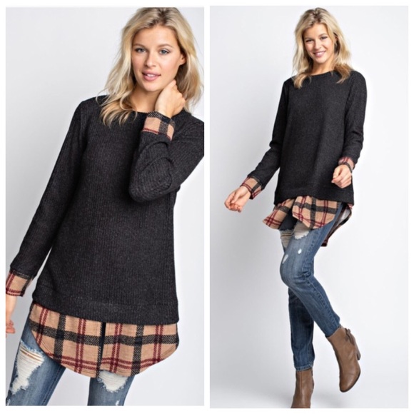 Sweaters - •plaid sweater•
